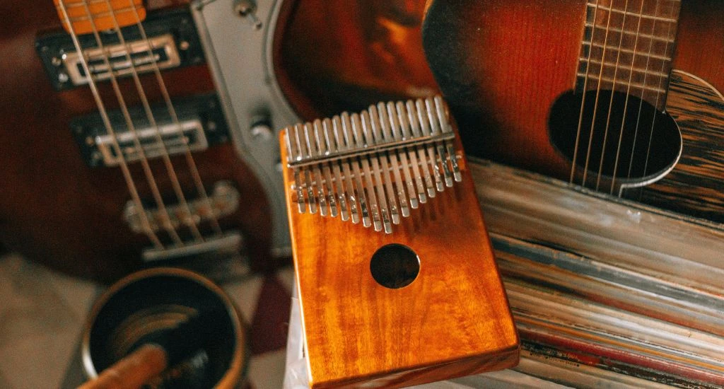 Cómo proteger instrumentos musicales en un trastero